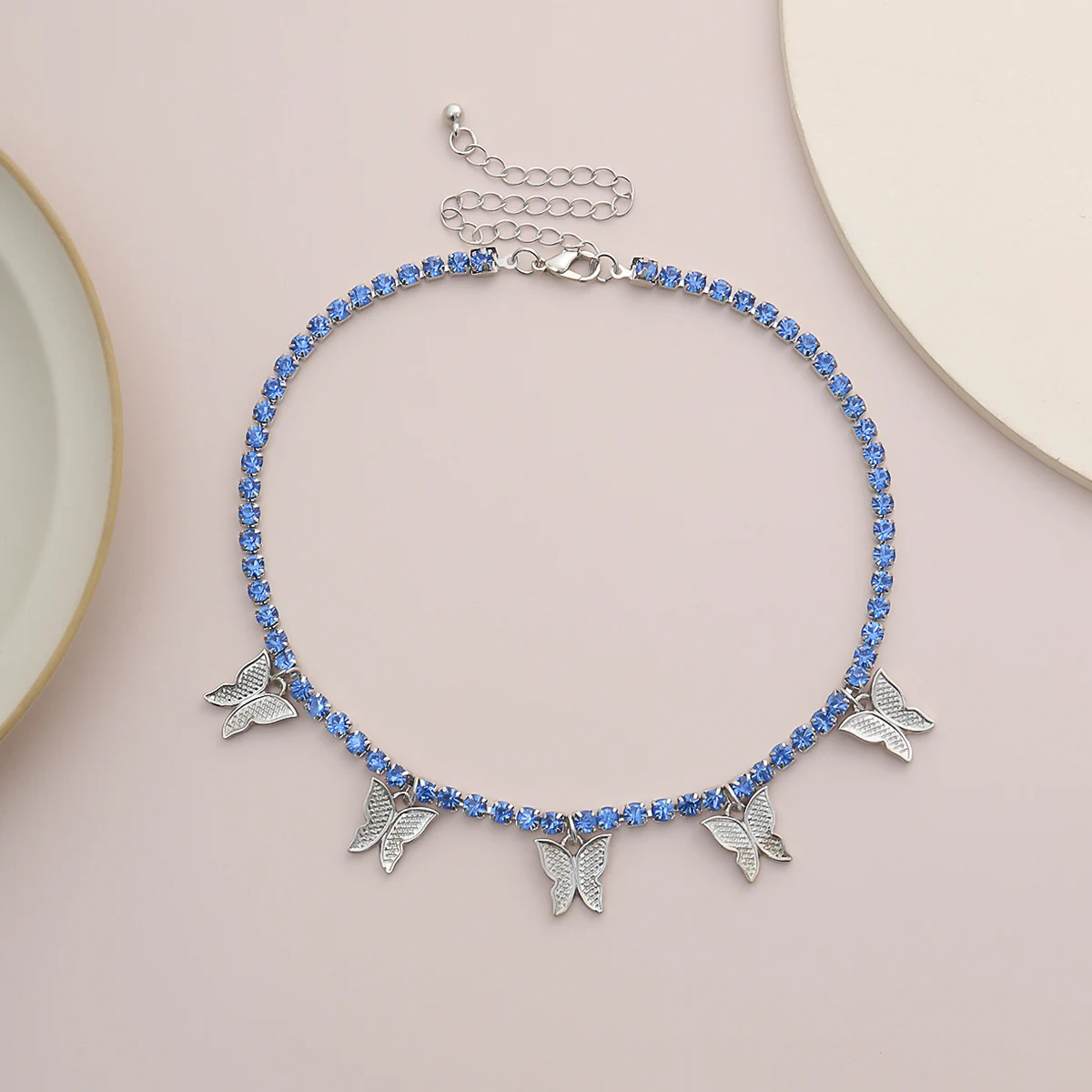 Schmetterlingsanhänger Halskette mit glitzernder Kette, Strasssteinen und Hao-Stein, ein modisches Accessoire für Ihren Stil. — foto 9
