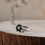 Anel de prata Lotus para mulheres Joia fina com design floral delicado e elegante Anel ideal para presentear e usar em ocasiões especiais — foto 2