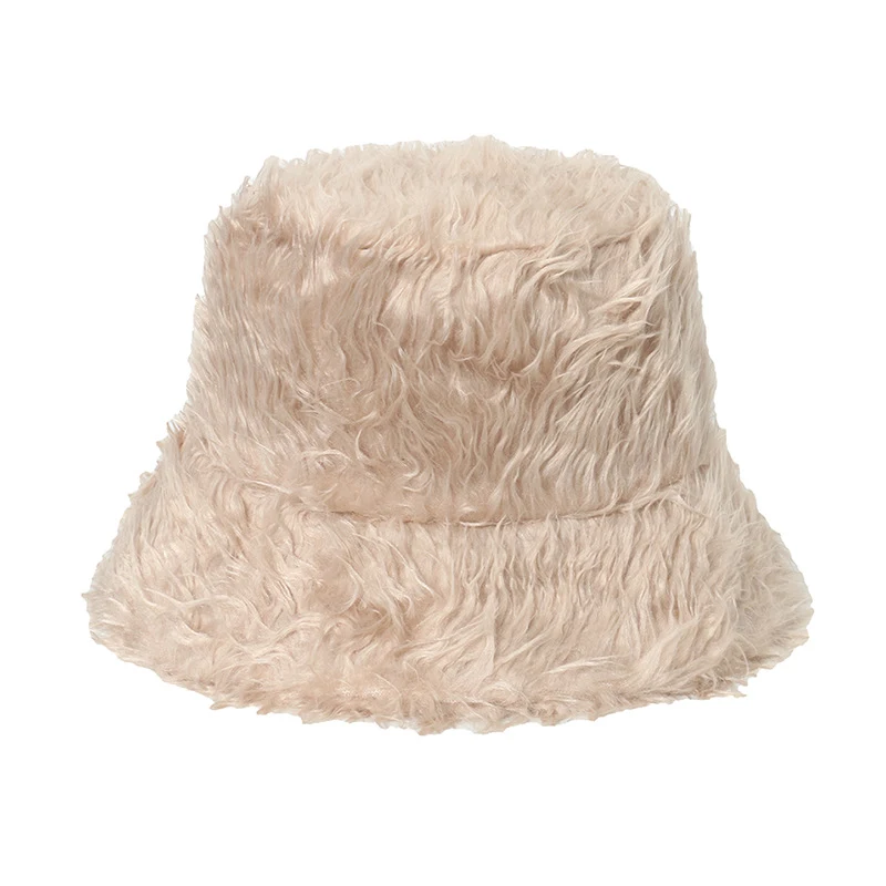 Warme, zachte vissershoed van pluche met imitatiebont. Ideaal voor de winter. Houdt je hoofd warm en ziet er stijlvol uit. — foto 3