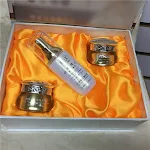 Royal Spring Whitening und 3-in-1-Set gegen Sommersprossen. Reduziert Flecken, hellt auf für strahlende Haut. Effektive Gesichtsbehandlung. — foto 2