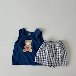 Conjunto de duas peças com estampa de urso Ins Love, um visual adorável e confortável, perfeito para brincar, passear e criar memórias inesquecíveis. — foto 1