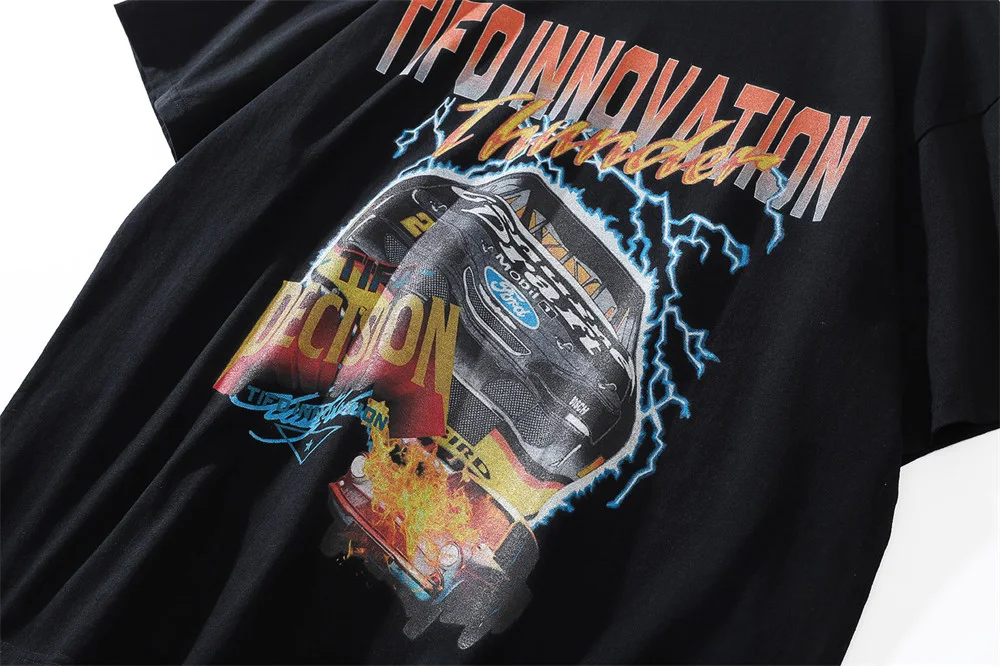 Title 9, Camiseta masculina com estampa de carro voador ...
