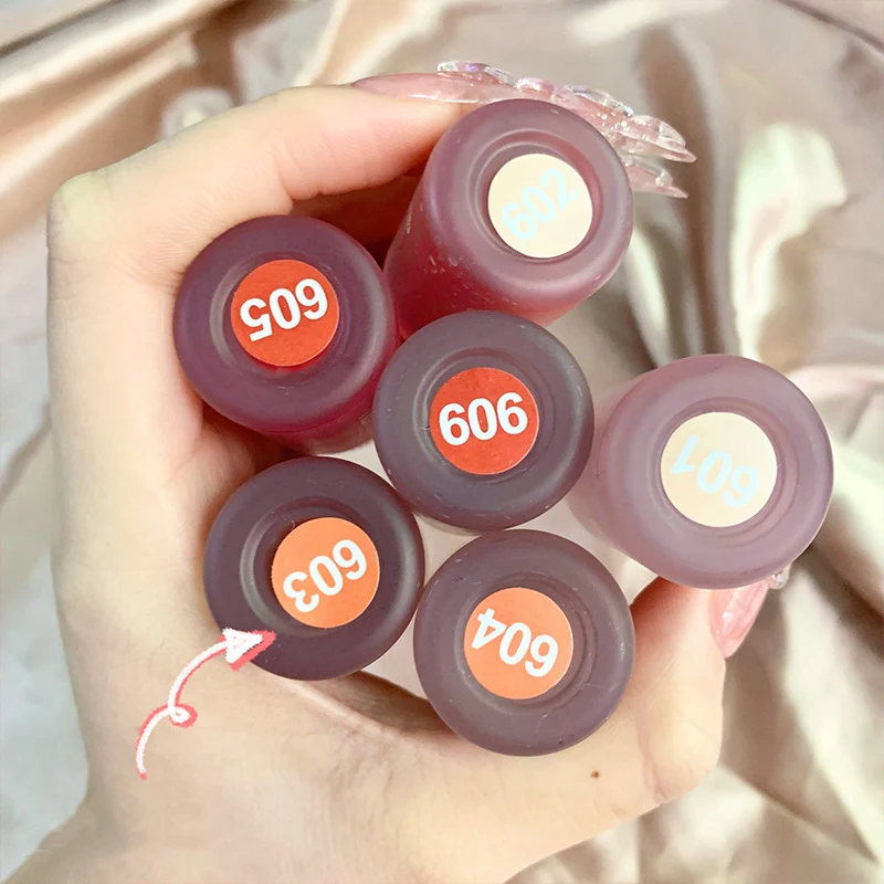 Title 5, Lip Glaze Frosted Transparent Velvet Matte. Ach...