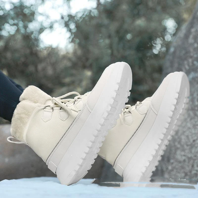 Nouvelles bottes de neige tendance pour femmes, grande taille. Confort et chaleur exceptionnels pour l'hiver. Idéales pour la neige et le froid. — photo 4
