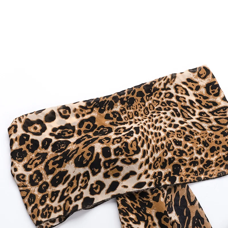 Title 14, Sexy tweedelige set met luipaardprint