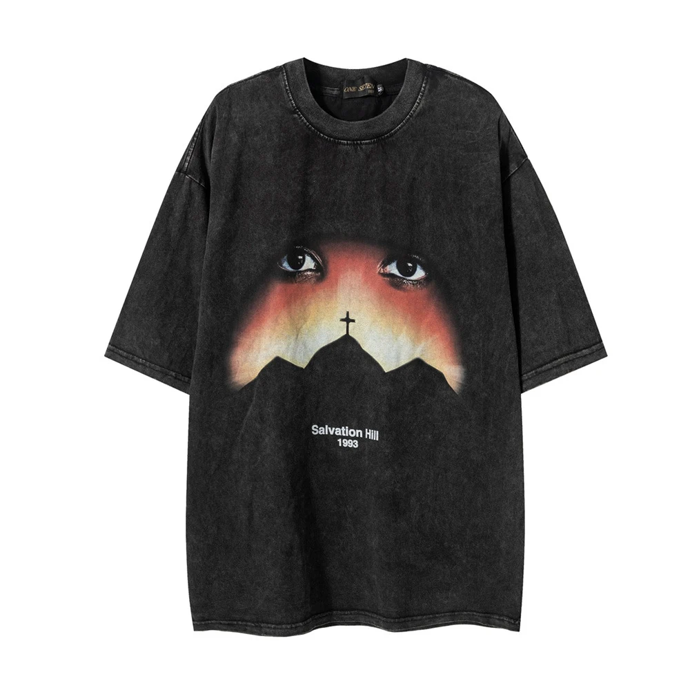 T-shirt da uomo a maniche corte con stampa a gesso ritratto, ideale per un look casual e artistico. Comoda e versatile, perfetta per ogni occasione con stile. — foto 9