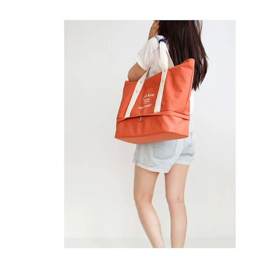 Title 40, One shoulder portable travel canvas bag for eas...