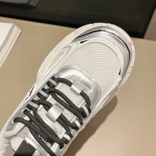 Title 9, Damen Casual Sneaker mit Mesh-Oberfläche und Pl...