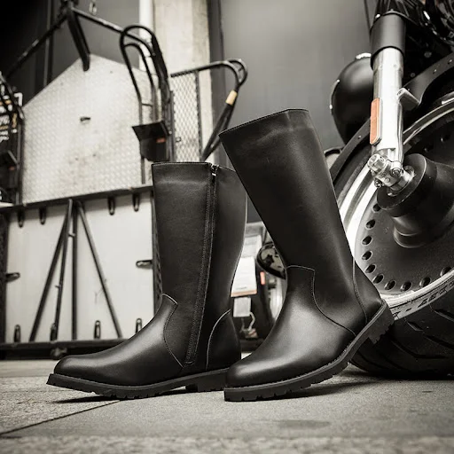 Title 3, High British boot with soft face leather for ul...