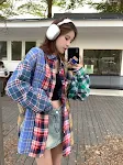 Camisa superior de mujer con costuras a cuadros estilo retro de Hong Kong, perfecta para un look elegante y casual, ideal para cualquier ocasión. — foto 2