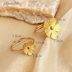 Anel Vintage de Aço Inoxidável com Flores Banhadas a Ouro 18K, Design Floral Sofisticado e Durabilidade para o Dia a Dia — foto 3