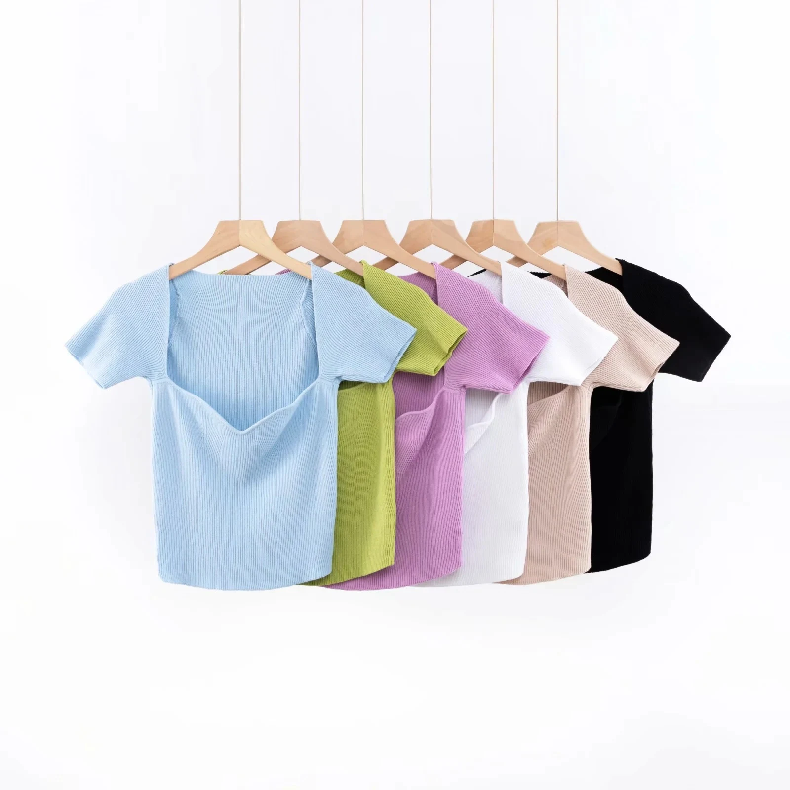 Title 5, T-shirt estiva in maglia a maniche corte a mani...