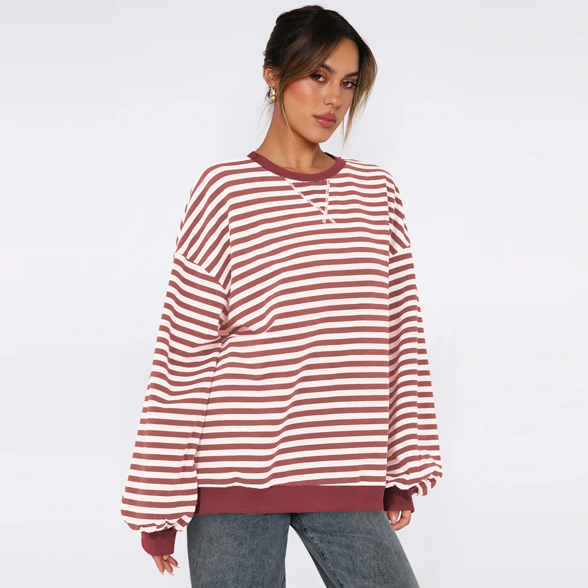 Top da donna con maniche larghe a forma di vescovo, girocollo, maglione a righe, moda — foto 2