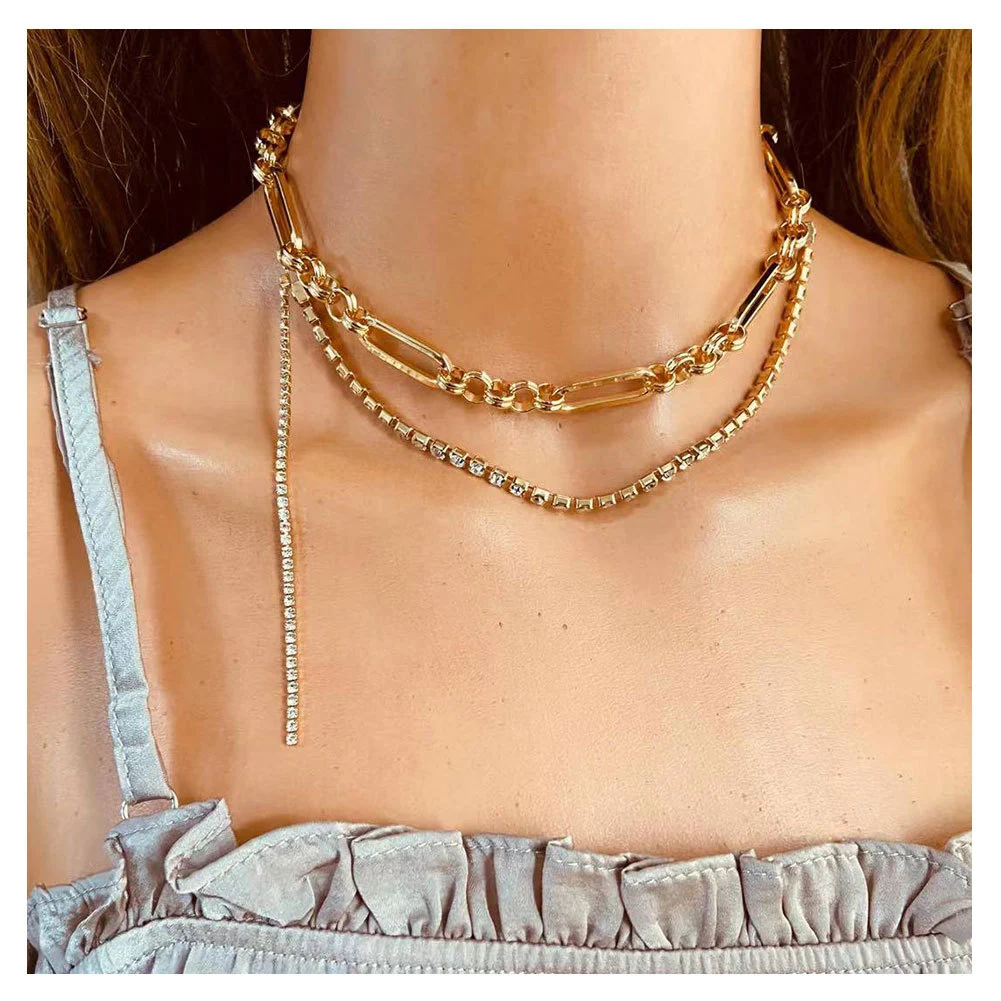 Colar dourado retrô de camada dupla com pingentes de borla, ideal para um visual vintage e sofisticado em qualquer ocasião. — foto 7