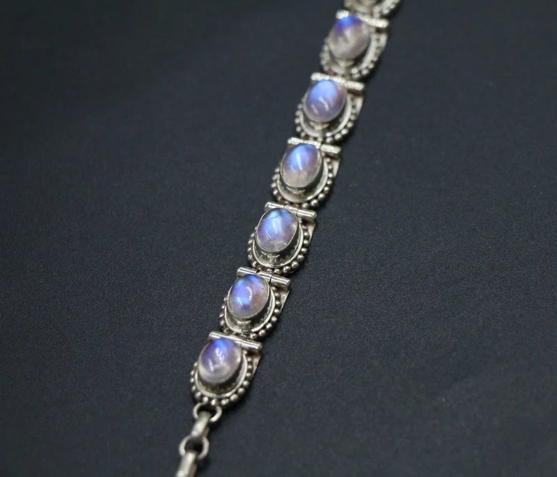 Pulseira Feminina Personalidade Criativa Estilo Étnico Retrô Acessório de Joia Único para Mulheres Design Exclusivo e Charmoso. — foto 10