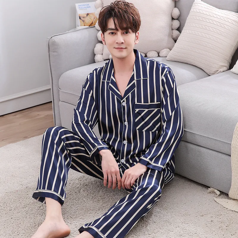 Pigiama per coppia in finta seta a righe da donna e da uomo in seta per la casa, abito sottile con risvolto in stile coreano — foto 4