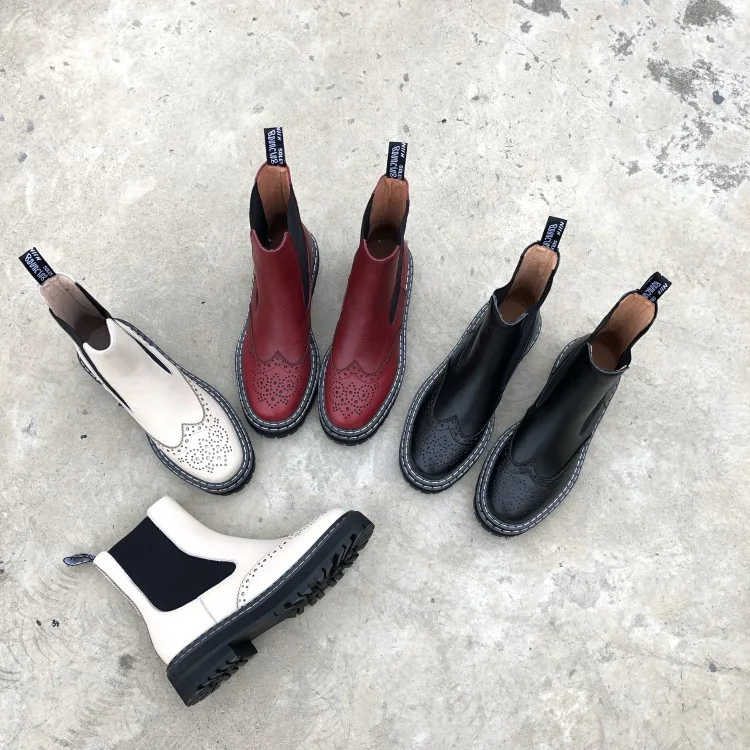Thick-soled Martin Boots for women, carved short boots, perfect student boots. All-match style, versatile and comfortabl — photo 7