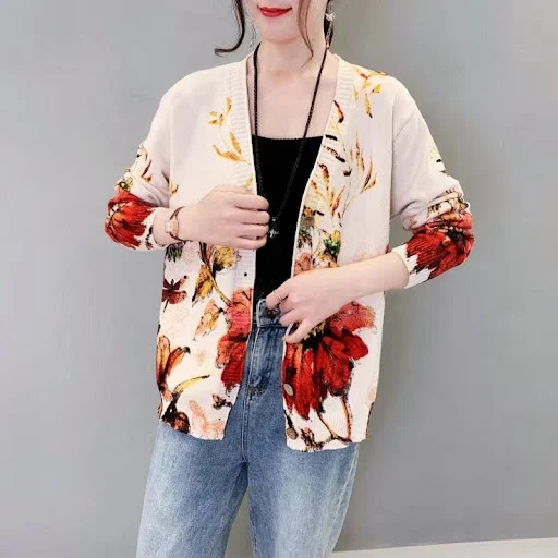 Title 3, Japanischer Rundhals-Pullover, künstlerischer R...