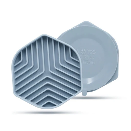 Title 6, Pet Anti Choke Slow Food Silicone Licking Pad E...