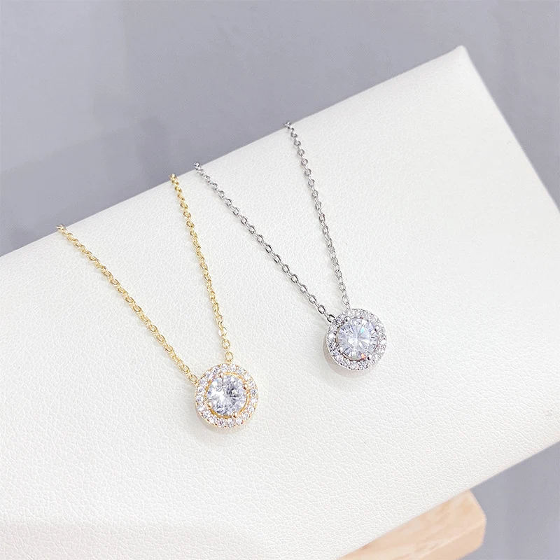 Colar de moda feminino personalizado com círculo de zircônia única. Expresse seu estilo único com este elegante e pessoal acessório. — foto 5