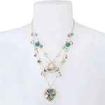 Colar feminino boêmio artesanal multicamadas com contas em forma de coração, perfeito para adicionar um toque de charme ao seu visual. — foto 4