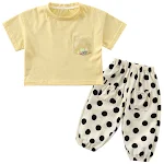 Conjunto de duas peças infantil com estampa de carinha feliz, para meninas. Conforto e diversão garantidos para as pequenas. — foto 4