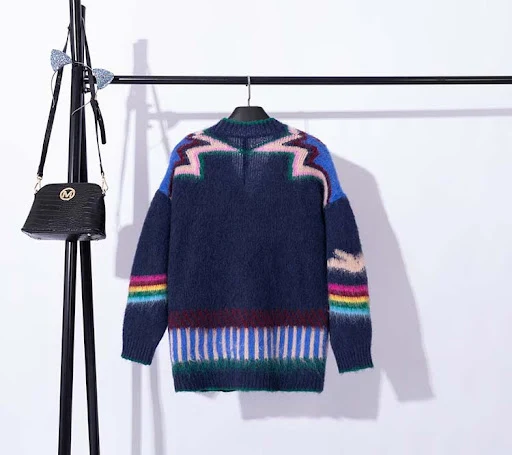 Title 13, Contrast Color Lazy Style Long Sleeve Knitted C...
