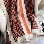 Beige orange