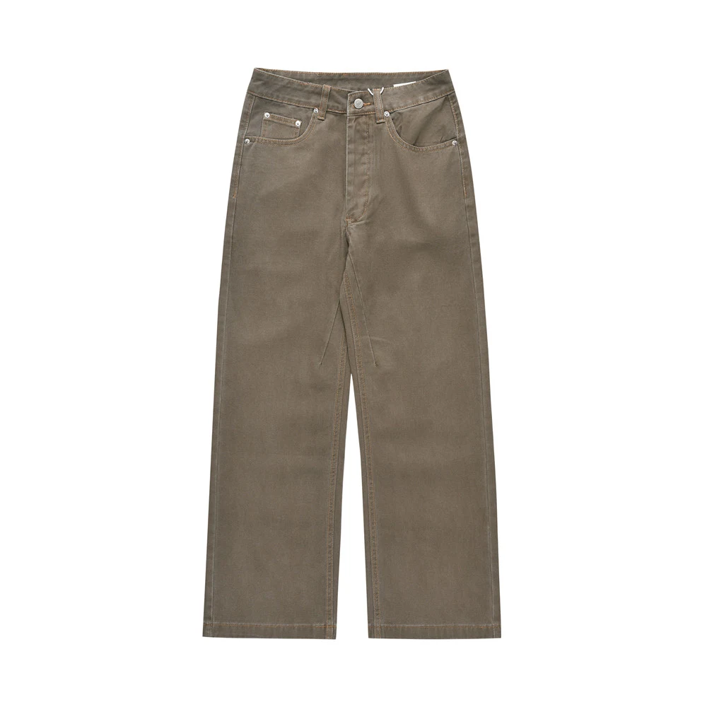 American Retro Denim Straight-Leg Trousers for Men. Classic fit jeans for everyday wear. Comfortable, stylish, and perfe — photo 5