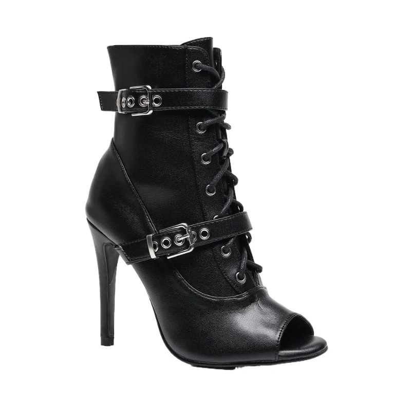 Black Hollow Summer Latin Dance High Heels. Dans de zomer door met deze elegante hakken. Perfect voor gepassioneerde optredens en onvergetelijke momenten. — foto 6
