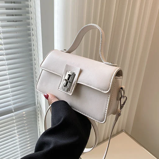 Title 6, Bolsa de Mão Feminina com Textura e Personalida...