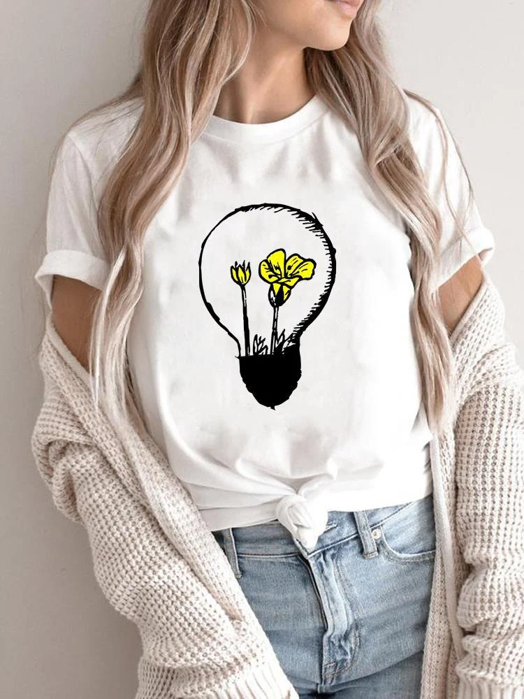 Cute Women's Flower Print Short-sleeved T-shirt — photo 3