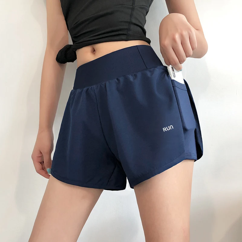 Dames sport shorts anti-leeg fitness broek, ideaal voor trainingen, biedt comfort en voorkomt ongewenste 'leeg' effecten, waardoor je vrij kunt bewegen. — foto 1
