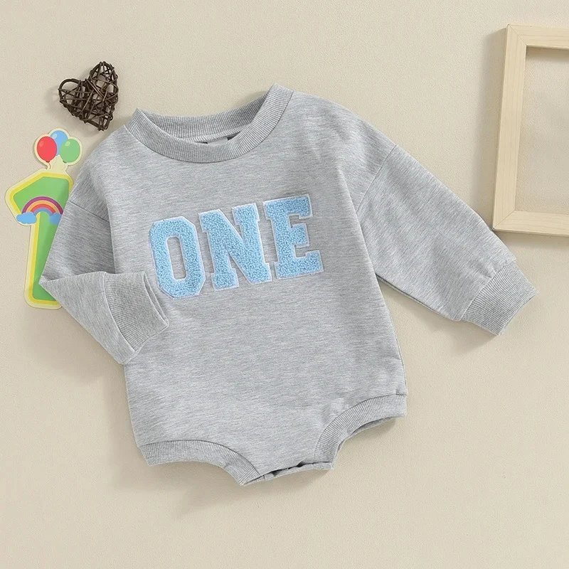 Title 15, Macacão Baby Jumpsuit Banquet Romper ONE Embroi...