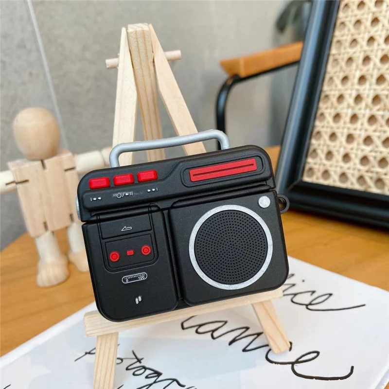 Custodia per cuffie Bluetooth wireless con lettore di cassette retrò, guscio in plastica morbida Tide, unisce stile vintage e tecnologia moderna. — foto 2