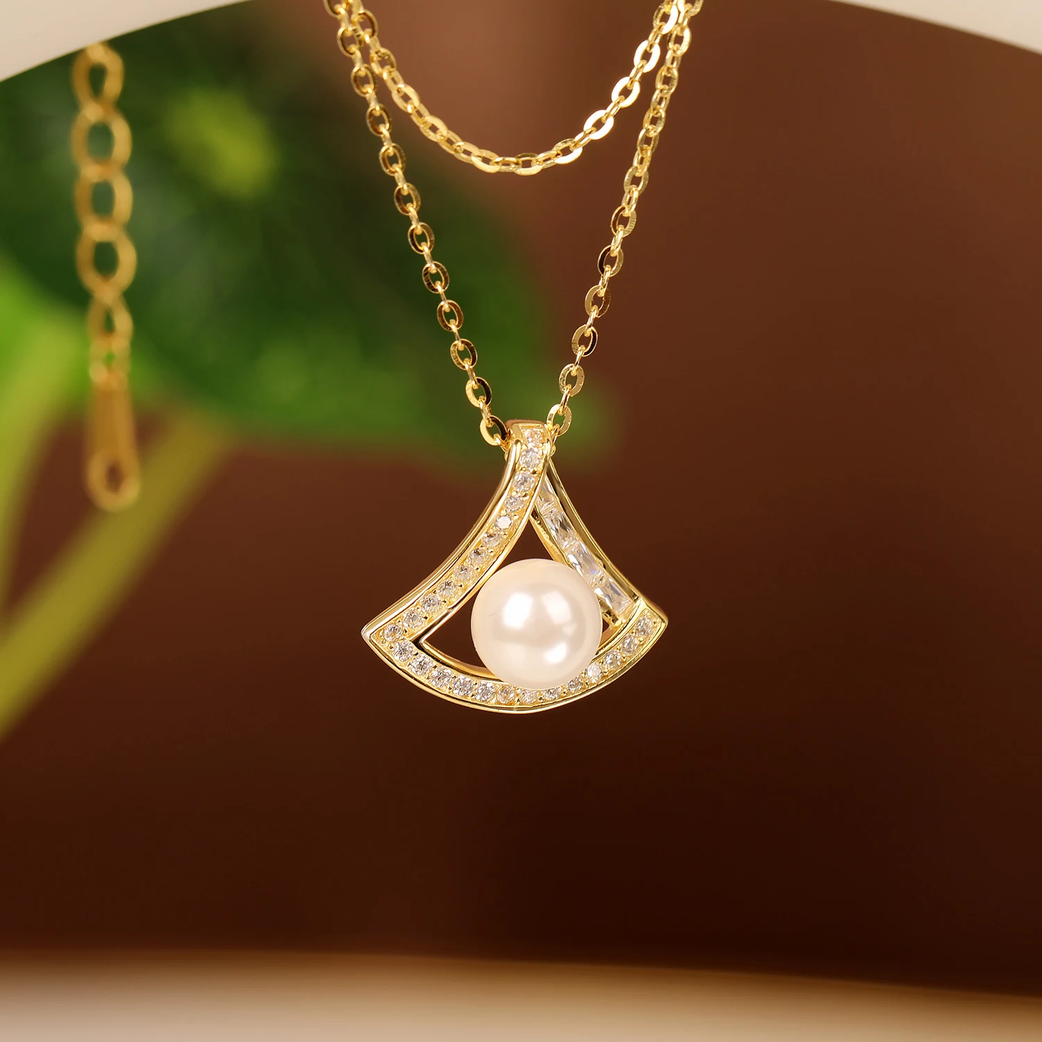 Colar feminino com pingente de madrepérola em prata esterlina S925, um acessório elegante e delicado que realça a beleza feminina. — foto 6