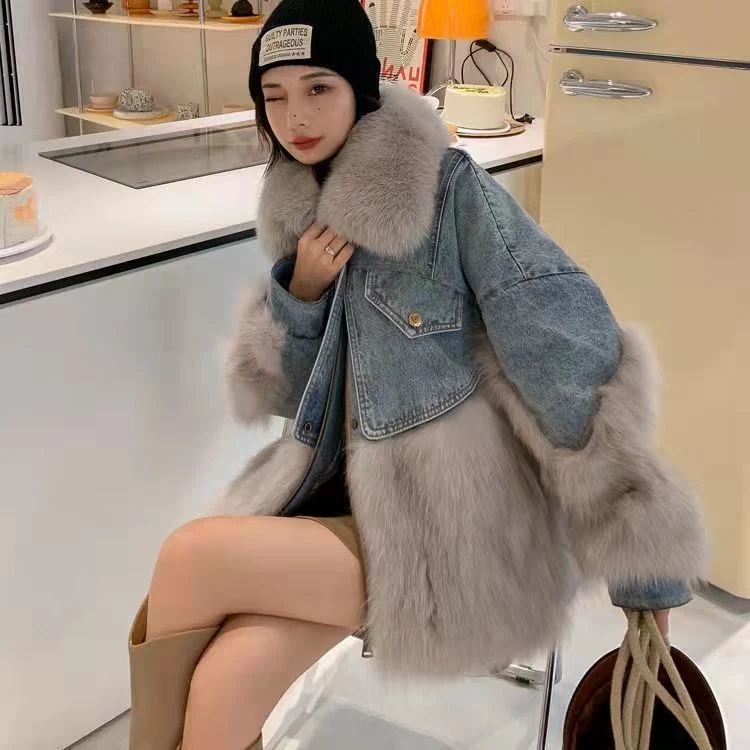 Women's Fashion Casual Patchwork Fur Coat for warmth and style, perfect for everyday wear, offering comfort and a trendy — photo 3