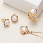 Parelketting Ring Oorbellen Set Luxe Sieraden voor Dames Perfect als Cadeau Elegante Set voor Elke Gelegenheid Prachtige Uitstraling en Tijdloos Design — foto 2