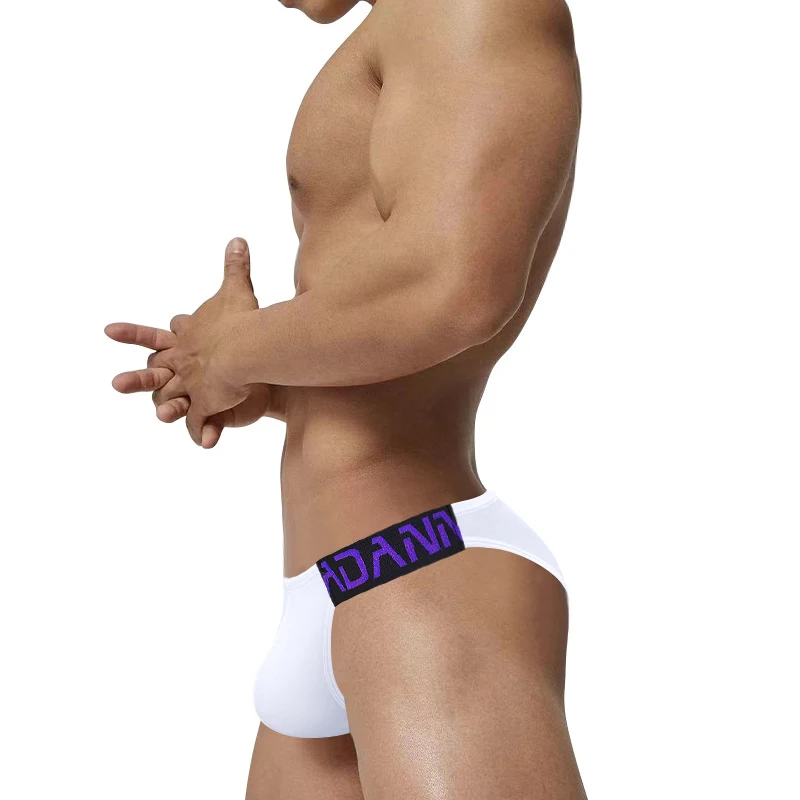 Geprägte Herren-Unterhose mit niedrigem Bund, für optimalen Tragekomfort. Entdecke die perfekte Passform und den stilvollen Look. — foto 5