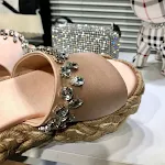 Sandalias de mujer con suela gruesa, trenzadas de paja, con pedrería y cuerda de cáñamo. Comodidad y estilo veraniego para tus pies. — foto 8