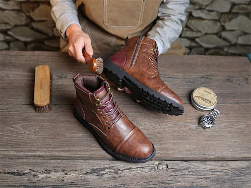 Title 9, Moda High Top Working Wear Boots