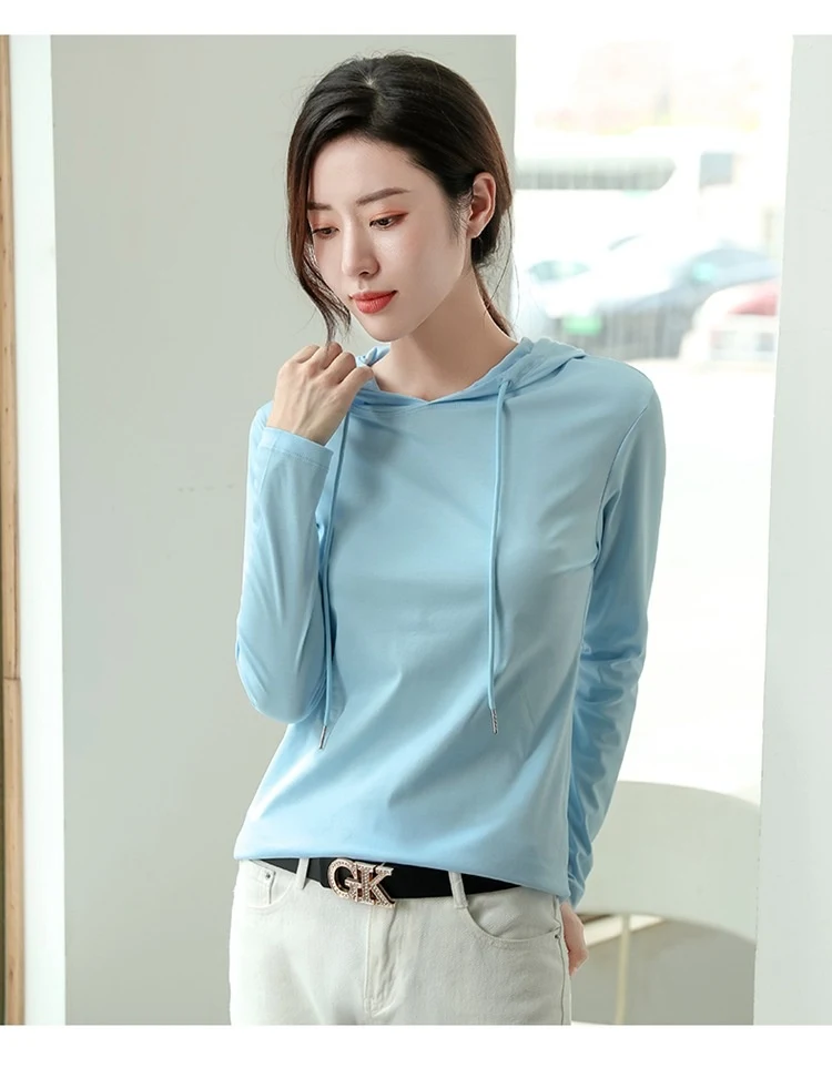 Maglietta intima donna in puro cotone primaverile, versatile e abbinabile. Un capo base comodo e ideale per ogni outfit, essenziale. — foto 12