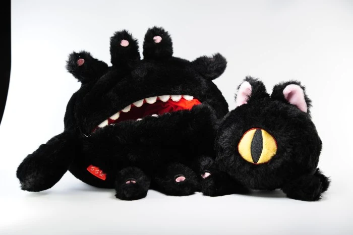 Adorable Abyss Spider Cat Plush Toy – Soft and cuddly, perfect for hugs, play, and decoration. Get yours today! — photo 3