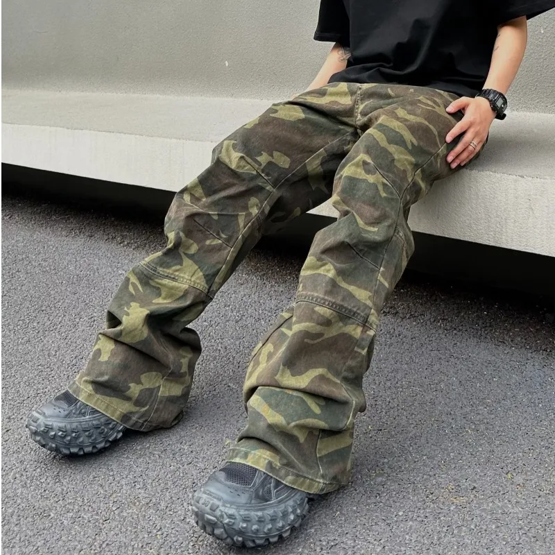 Retro Casual Loose Straight Camouflage Cargo Pants. Comfortable and stylish for everyday wear. Perfect for casual outing — photo 4