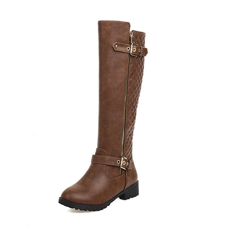 Botas femininas novas outono e inverno com fivela de cinto, botas femininas de cano alto. Perfeitas para um visual elegante e aquecido. — foto 2