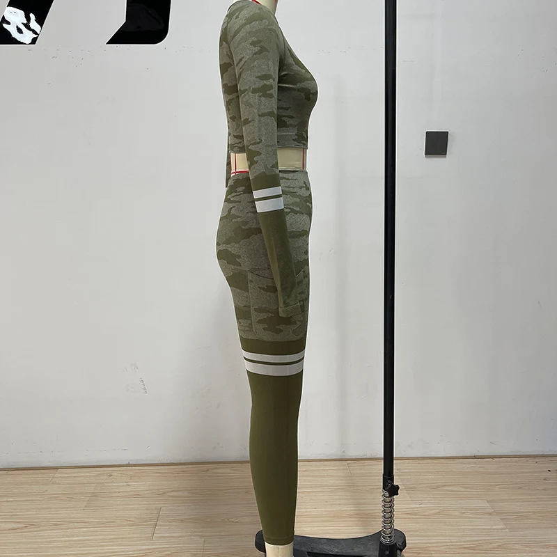 Title 22, Stretch Tight Pocket Trousers Suit Offers Comfo...