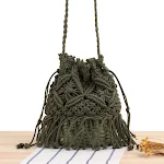 Bolsa Balde Tecida à Mão com Detalhe Vazado, Transversal de Palha. Ideal para o Verão, Leve e Charmosa, Perfeita para Praia e Passeios. — foto 4