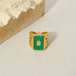 Anel de aço titânio masculino, elegante e durável. Ideal para uso diário ou presente especial, resistente e moderno. — foto 2