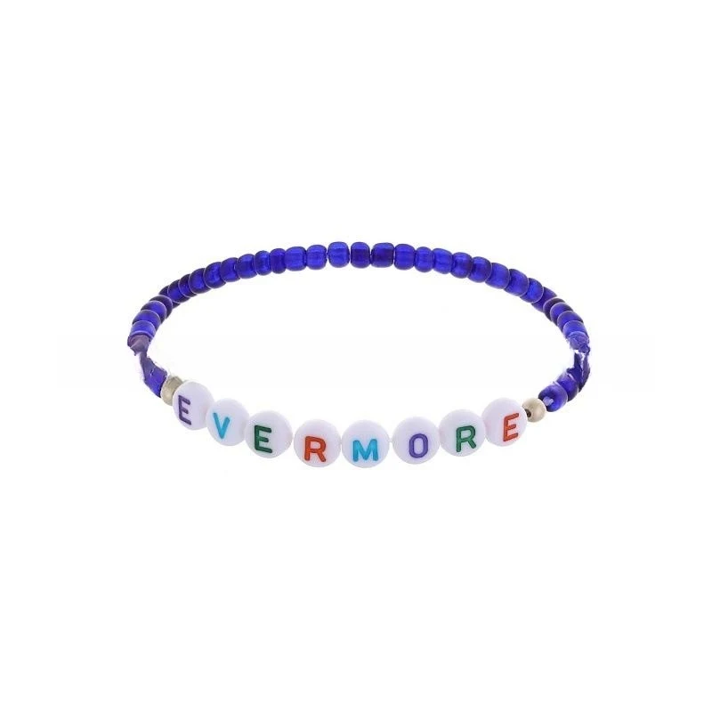 Pulseira Taylor com contas de nome em inglês, personalizada, um acessório estiloso e significativo para usar seu nome ou palavra favorita. — foto 15