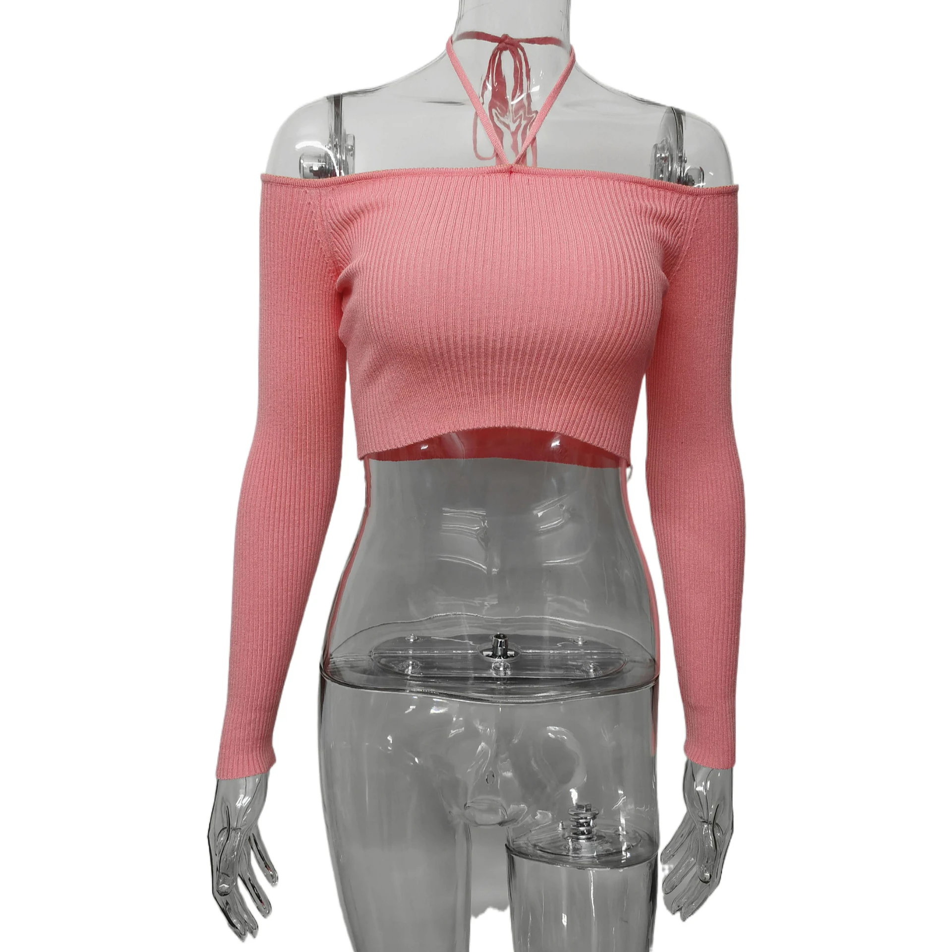 Top corto con lacci e spalle scoperte, sopra l'ombelico, in pizzo. Perfetto per un look estivo sensuale e alla moda, ideale per serate. — foto 5